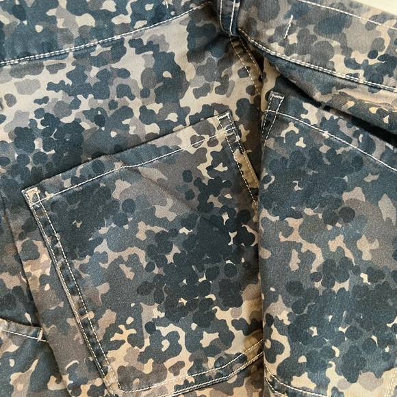 J Brand High Rise Camouflage Cargo - Picture 3 of 7